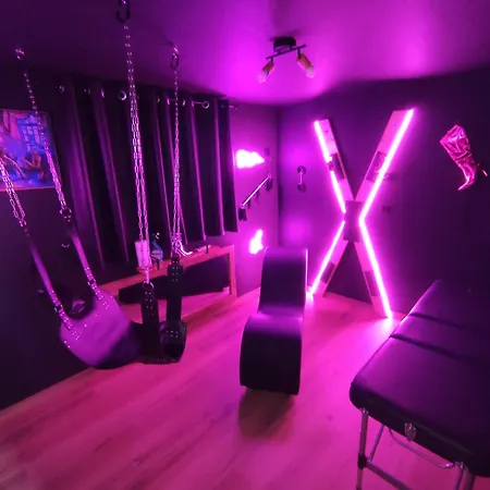 Σπίτι διακοπών Deco Pop Et Chaleureuse Avec Jacuzzi, Sauna, Piece Coquine Καλέ