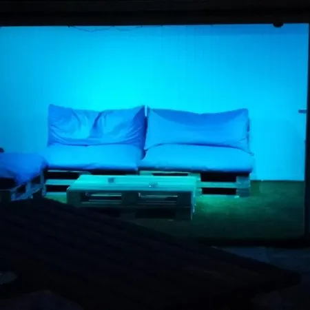 Holiday home Deco Pop Et Chaleureuse Avec Jacuzzi, Sauna, Piece Coquine Calais