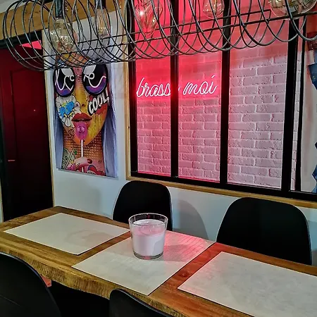 Deco Pop Et Chaleureuse Avec Jacuzzi, Sauna, Piece Coquine * Calais